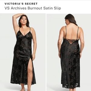 👀50% OFF🖤 NWT‼️ Victoria's Secret Archives Burnout Satin Slip Dress